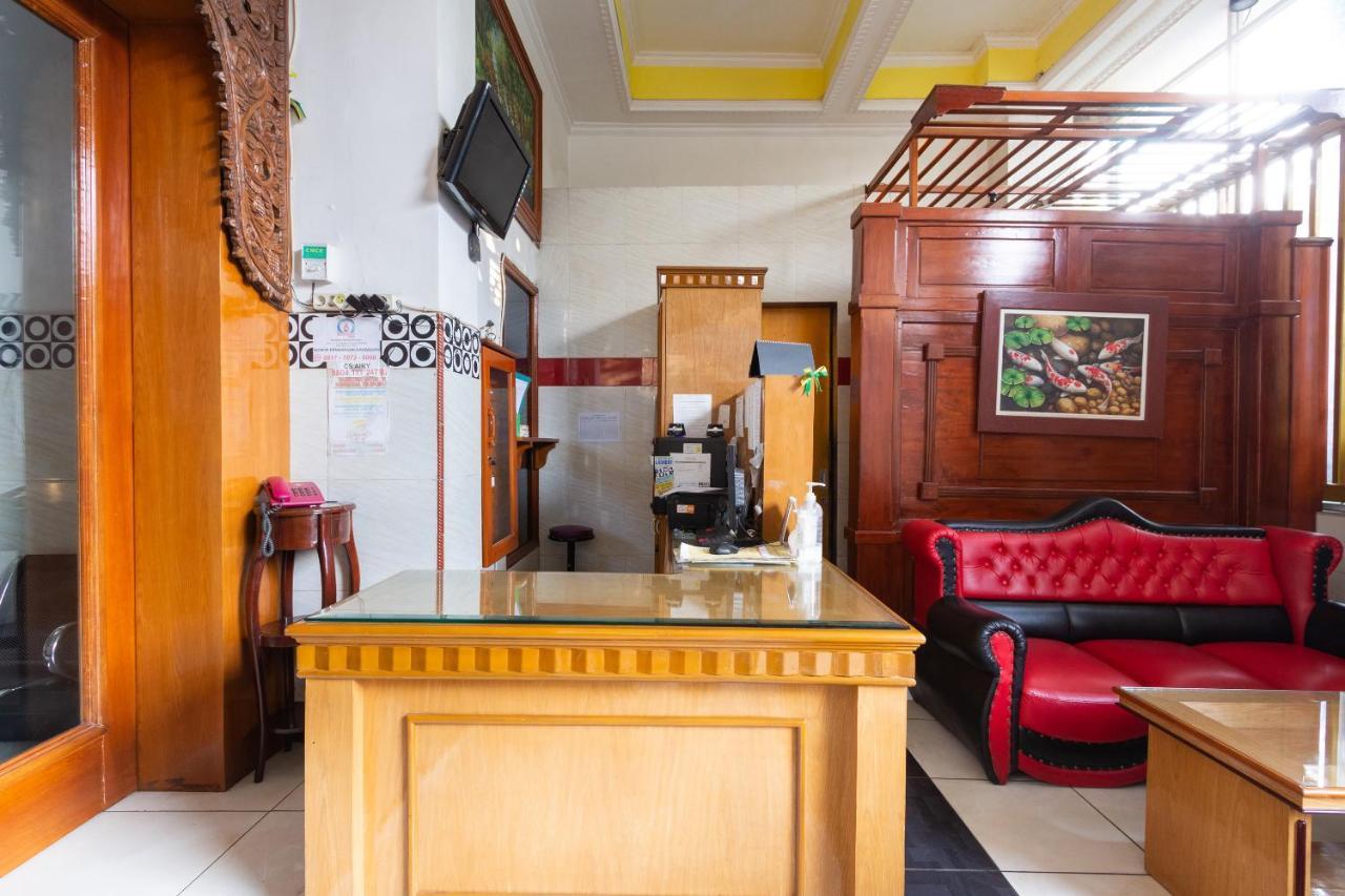 Homestay Gayatri Sawojajar Near Univ Negeri Malang Kampus 2 Mitra Reddoorz Εξωτερικό φωτογραφία